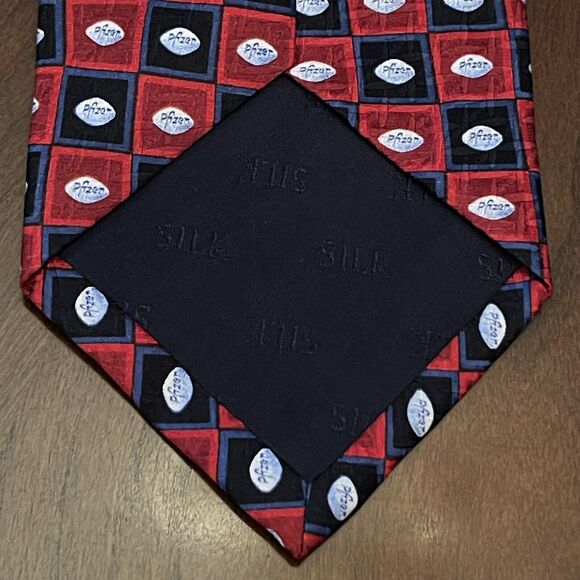 Ancient Ties Inc. Hand Made 100% Silk Men’s Neck Tie Pfizer Pill Print - Picture 2 of 9